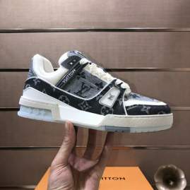 Picture of Louis Vuitton Shoes _SKULVsz35-45hnh020416232